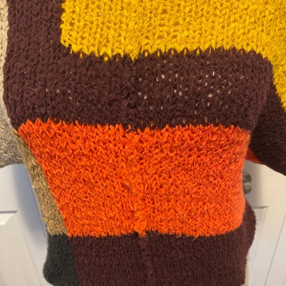 BCBG Size S women’s top - Picture 2 of 6